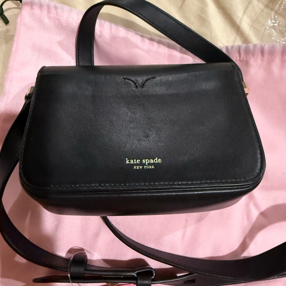 KS Emerald black & pink Nicola Twist Lock
Medium crossbody/shoulder bag NEW - Picture 5 of 16